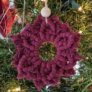 Macrame Snowflake Ornament Diffuser Coaster NWOT Wine Burgundy Christmas
